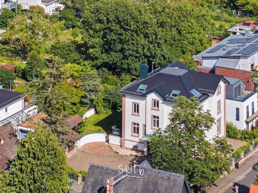 Thumbnail-Haus zum Kaufen in Oberursel (Taunus) 2.890.900,00 € 410 m²