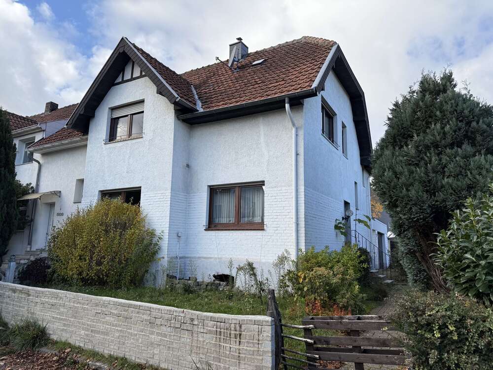 Thumbnail-Haus zum Kaufen in Herzogenrath - Merkstein 189.000,00 € 120 m²