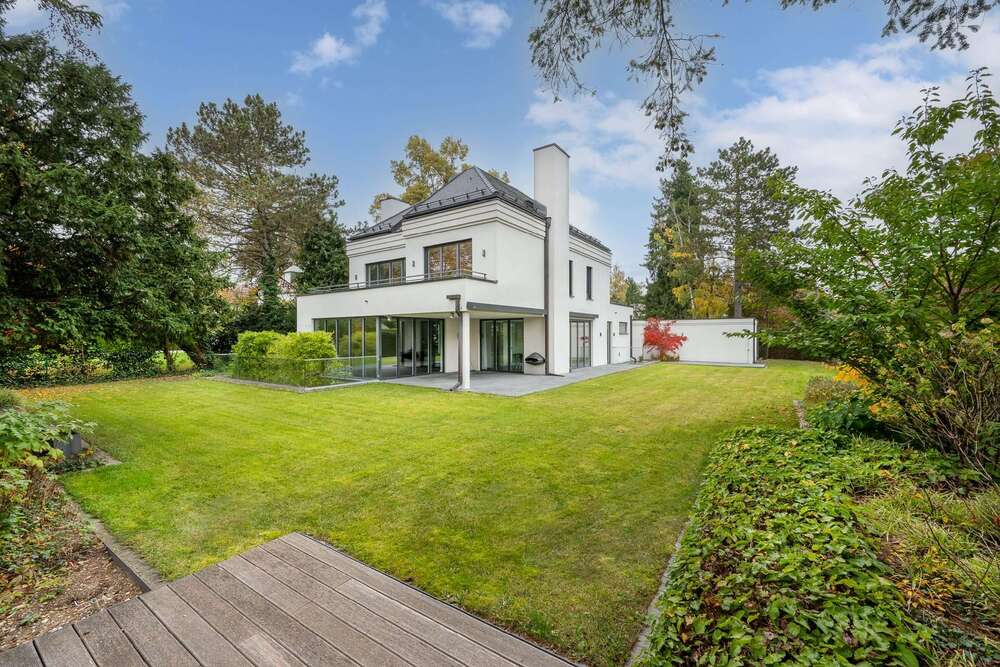 Thumbnail-Haus zum Kaufen in Pullach 7.500.000,00 € 446.68 m²