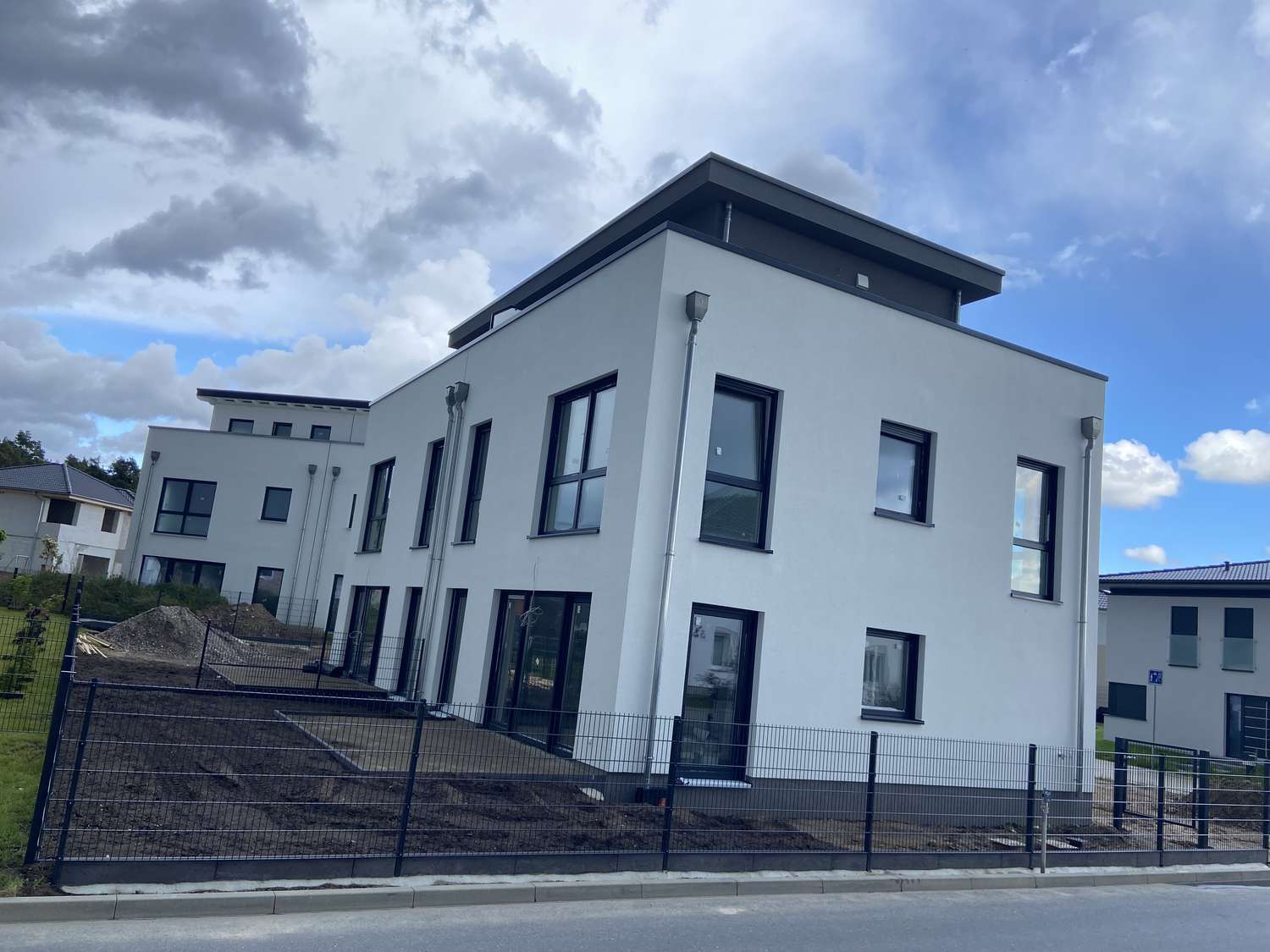 Thumbnail-Haus zum Kaufen in Ludwigsfelde 850.000,00 € 161.5 m²