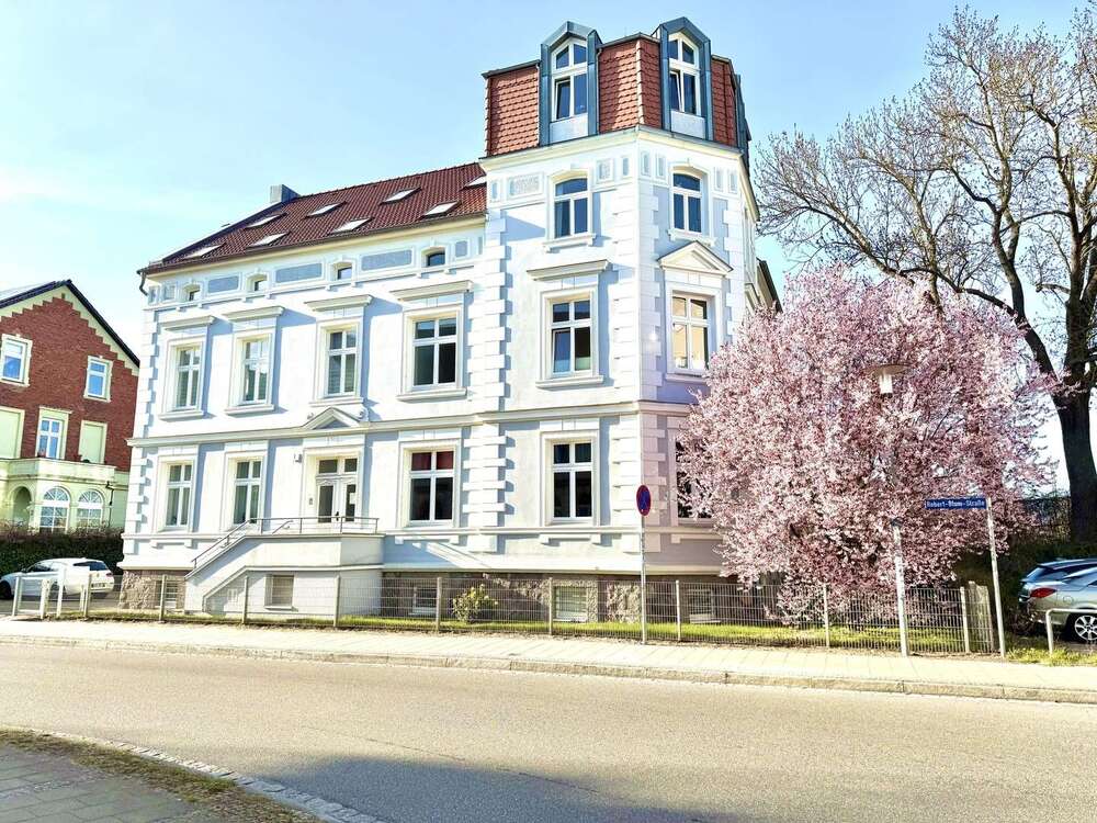 Thumbnail-Wohnung zum Kaufen in Neubrandenburg 145.000,00 € 57 m²