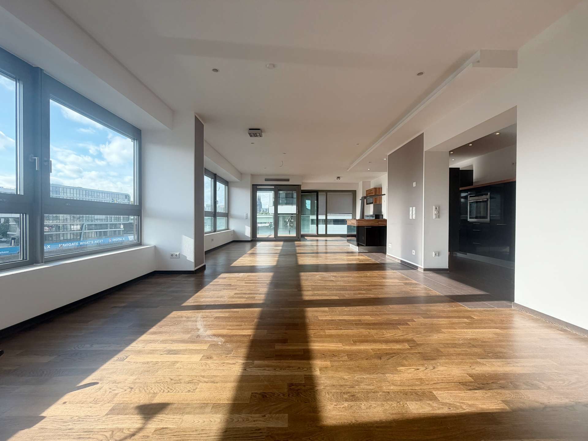 Thumbnail-Wohnung zum Mieten in Köln 2.500,00 € 130 m²