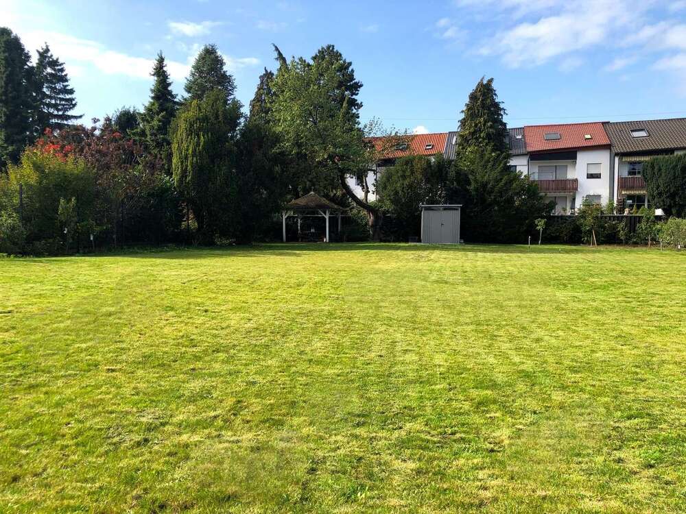 Thumbnail-Grundstück zu verkaufen in Ilvesheim 1.415.400,00 € 1011 m²