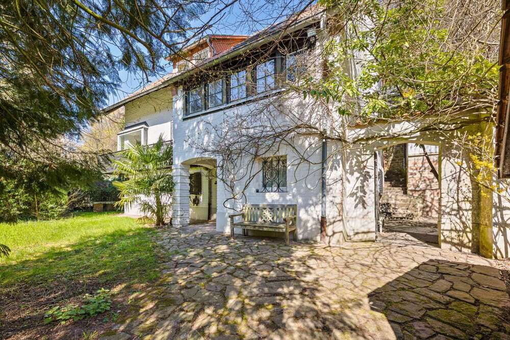 Thumbnail-Haus zum Kaufen in Heidelberg 1.900.000,00 € 281 m²