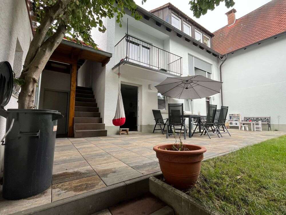 Thumbnail-Haus zum Kaufen in Roßtal 650.000,00 € 171 m²