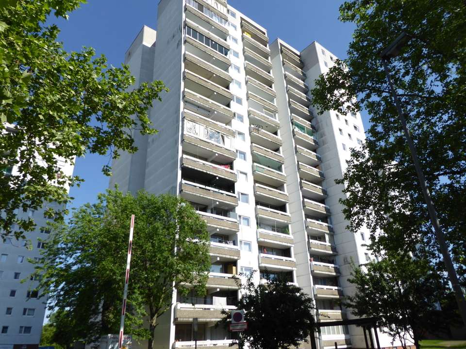 Thumbnail-Wohnung zum Kaufen in Dietzenbach 140.000,00 € 72 m²