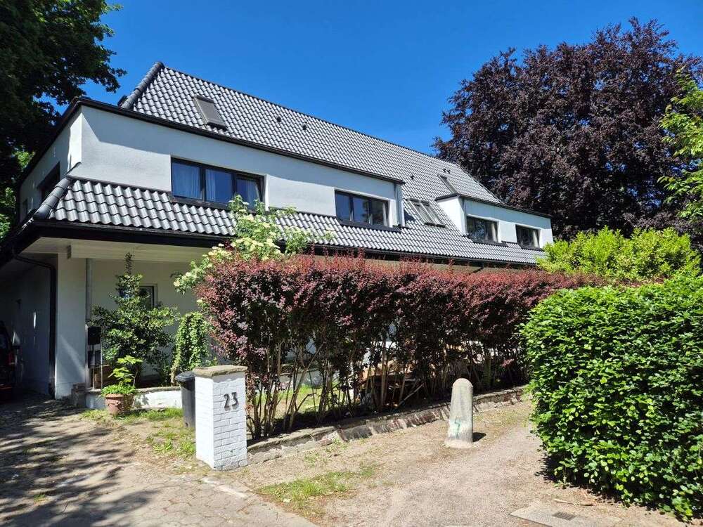 Thumbnail-Wohnung zum Mieten in Hamburg 4.100,00 € 200 m²