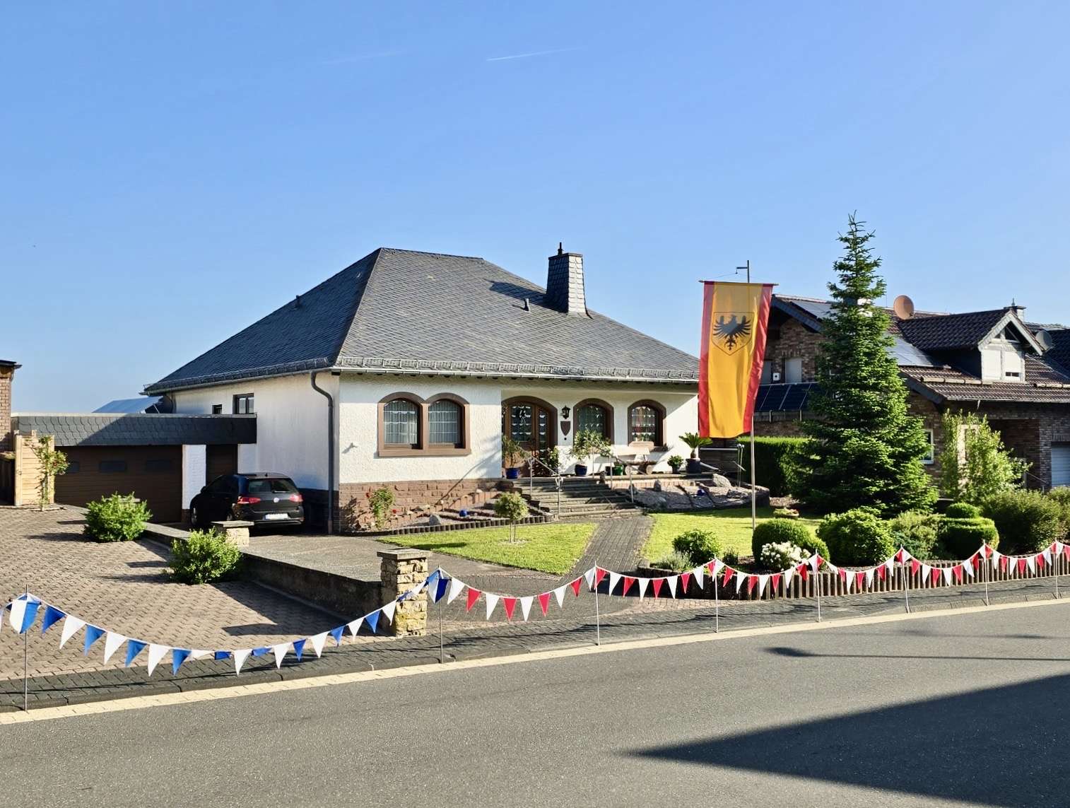 Thumbnail-Haus zum Mieten in Blankenheim-Dollendorf 1.300,00 € 170 m²