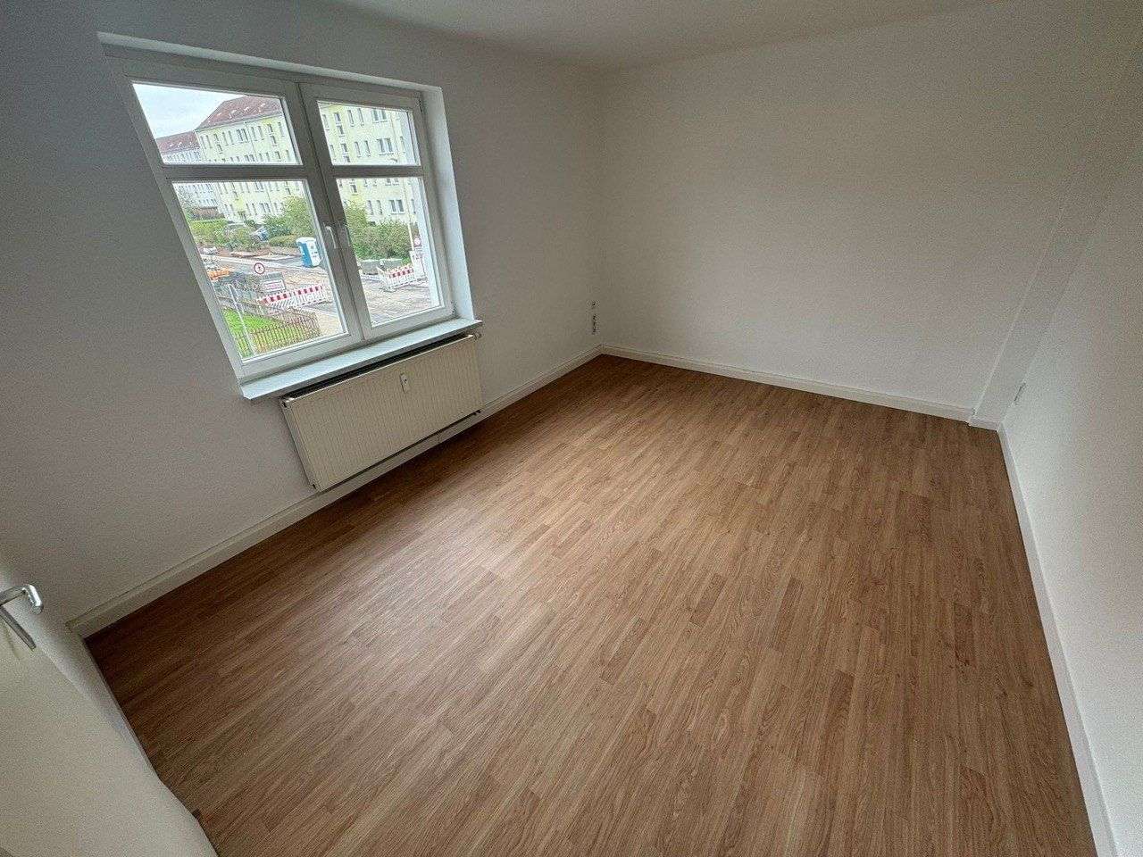 Thumbnail-Wohnung zum Mieten in Glauchau 330,00 € 56.1 m²