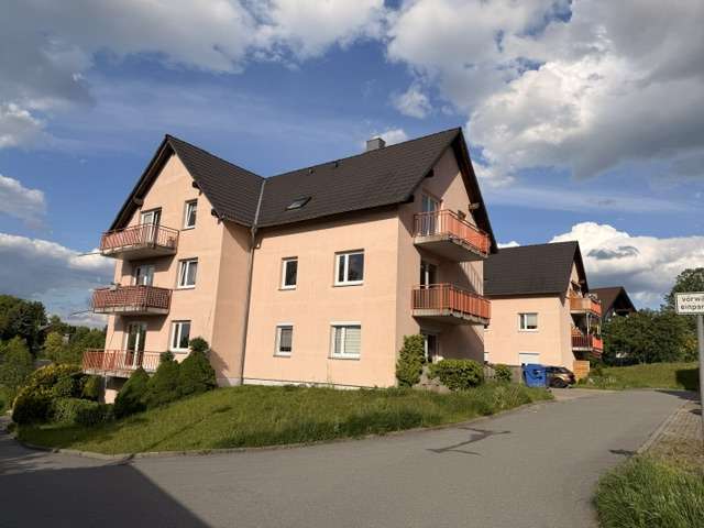 Thumbnail-Wohnung zum Mieten in Lugau 395,20 € 52 m²
