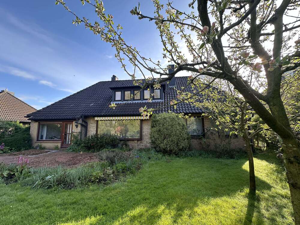 Thumbnail-Haus zum Kaufen in Büdelsdorf 325.000,00 € 160 m²
