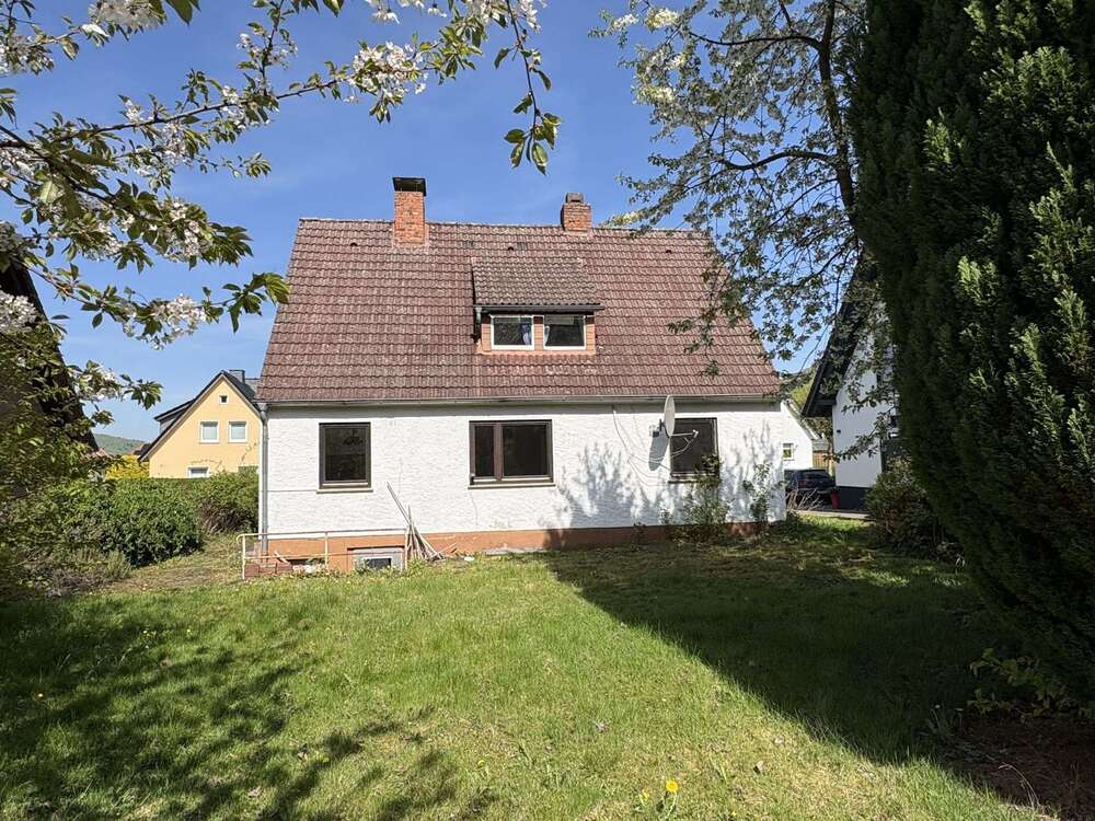Thumbnail-Haus zum Kaufen in Schieder-Schwalenberg 65.000,00 € 100 m²