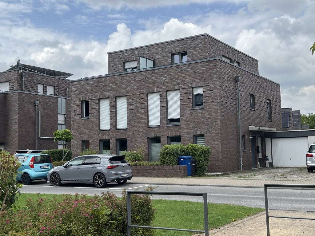 Thumbnail-Haus zum Kaufen in Leverkusen 869.000,00 € 165 m²