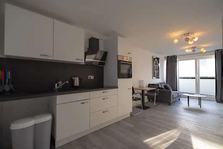 Thumbnail-Wohnung zum Mieten in Bremen 900,00 € 42 m²