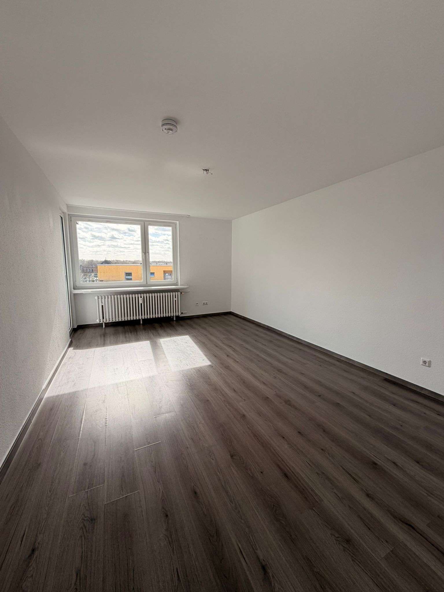 Thumbnail-Wohnung zum Mieten in Braunsbedra 290,00 € 55 m²