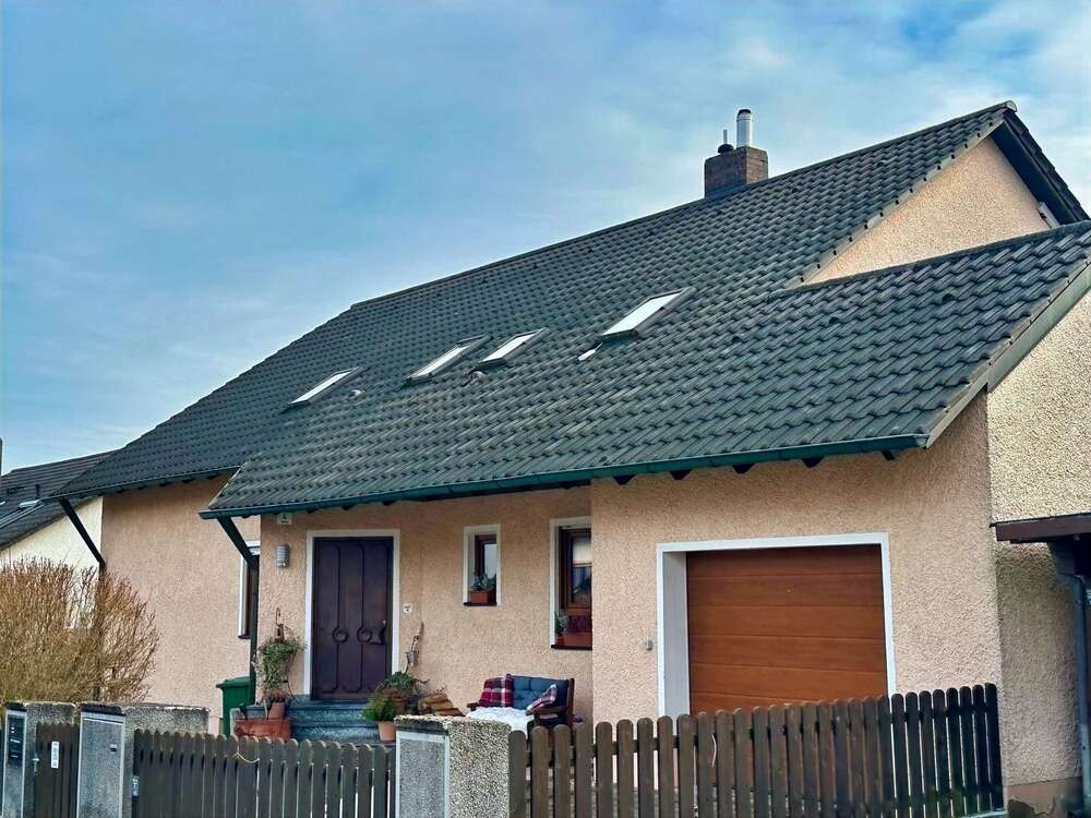 Thumbnail-Haus zum Kaufen in Regenstauf 585.000,00 € 211 m²