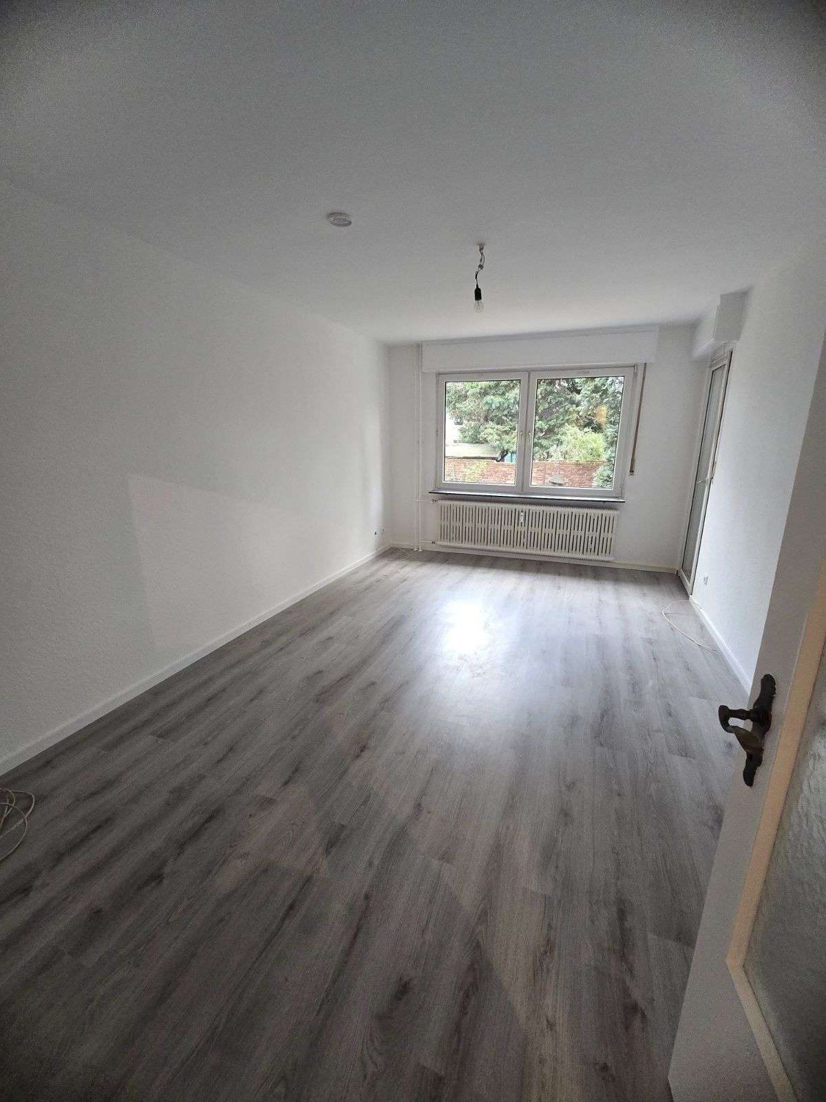 Thumbnail-Wohnung zum Mieten in Crossen an der Elster 340,00 € 59 m²