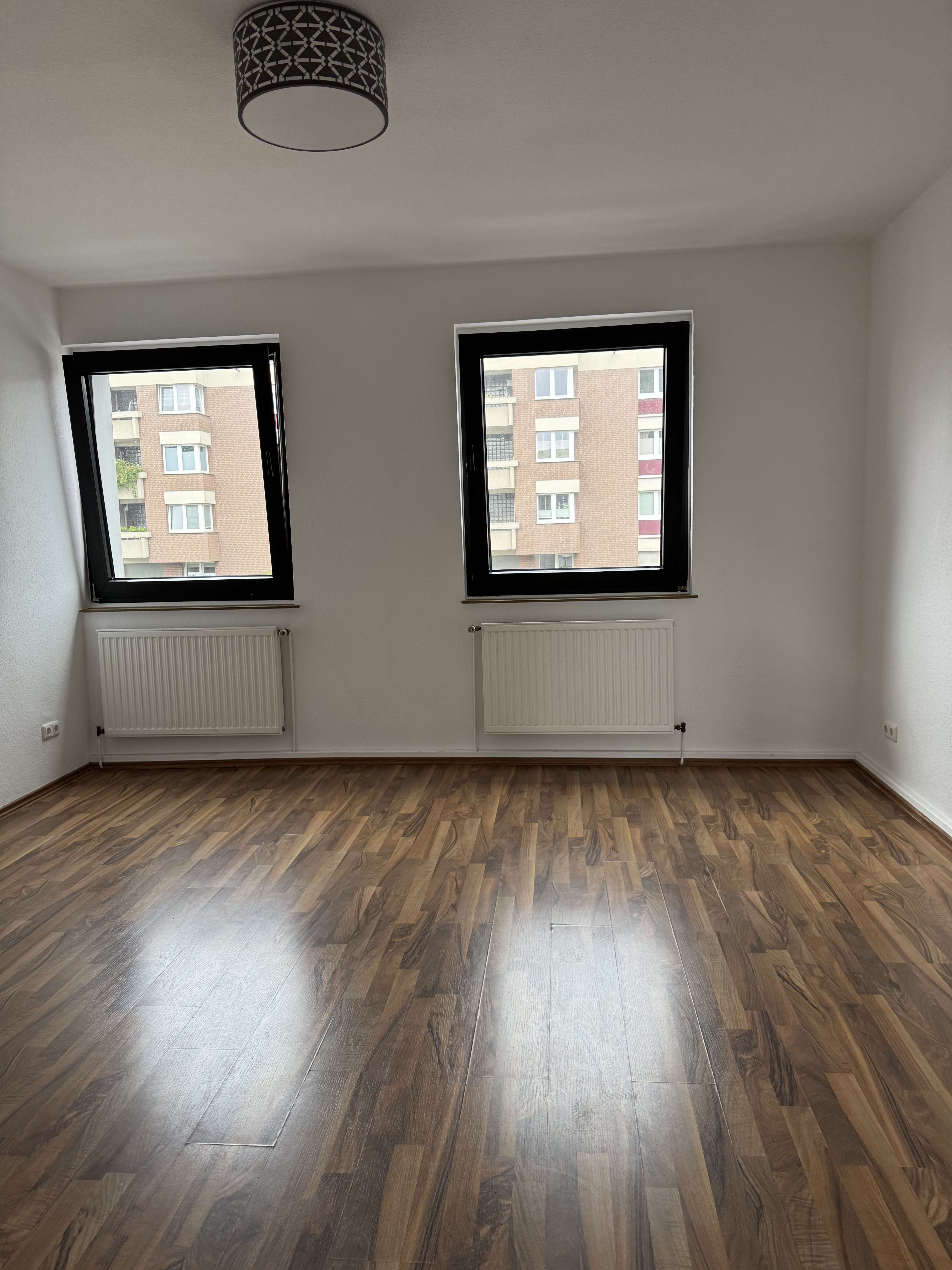 Thumbnail-Wohnung zum Mieten in Duisburg 575,00 € 65 m²