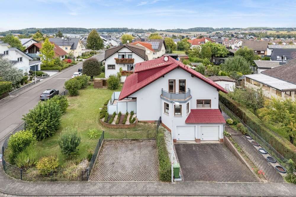 Thumbnail-Haus zum Kaufen in Reiskirchen 569.000,00 € 181 m²