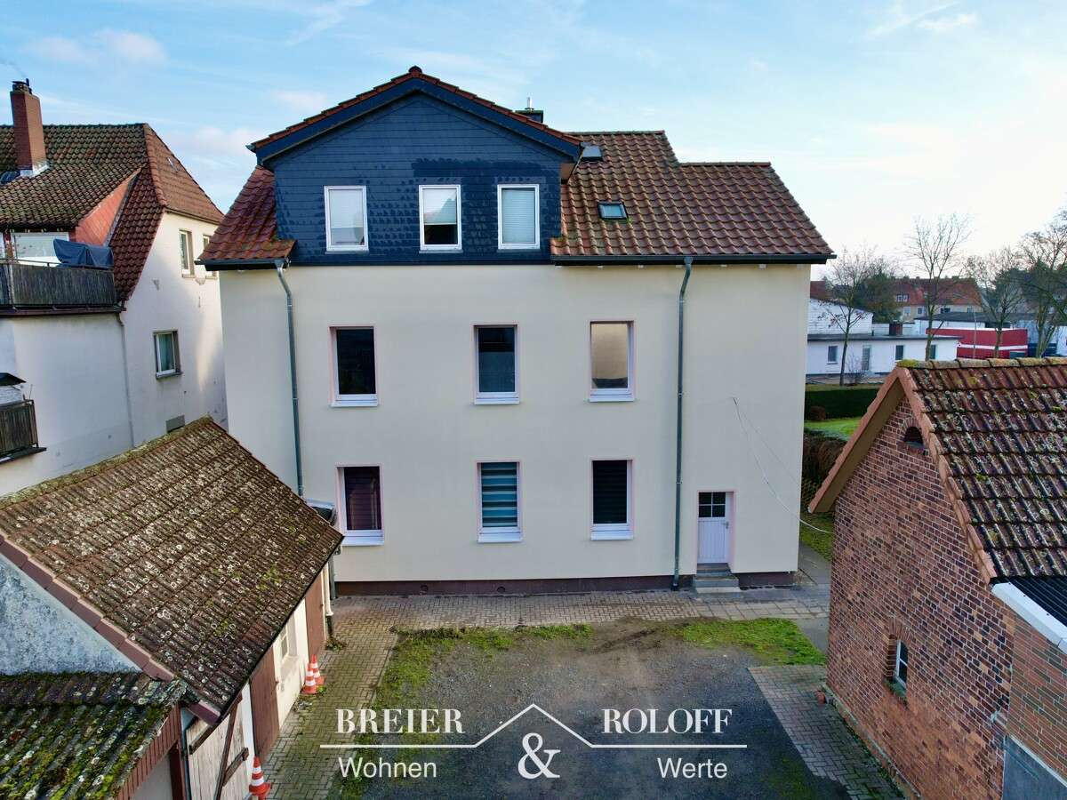 Thumbnail-Haus zum Kaufen in Rinteln 265.000,00 € 260 m²