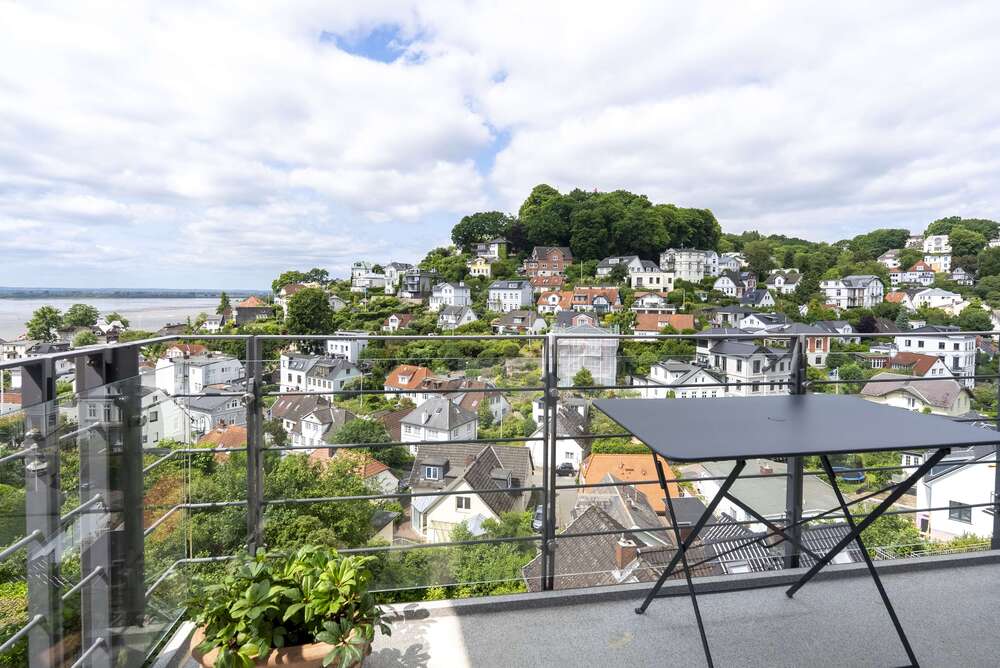 Thumbnail-Haus zum Kaufen in Hamburg 3.700.000,00 € 450 m²