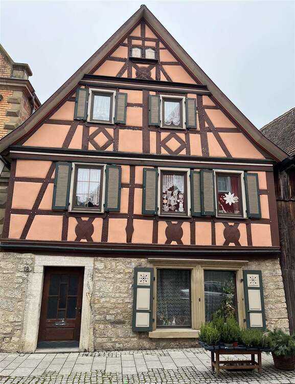 Thumbnail-Haus zum Kaufen in Creglingen 88.000,00 € 104.38 m²