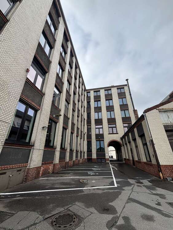 Thumbnail-Büro in Berlin 16.632,00 € 924 m²