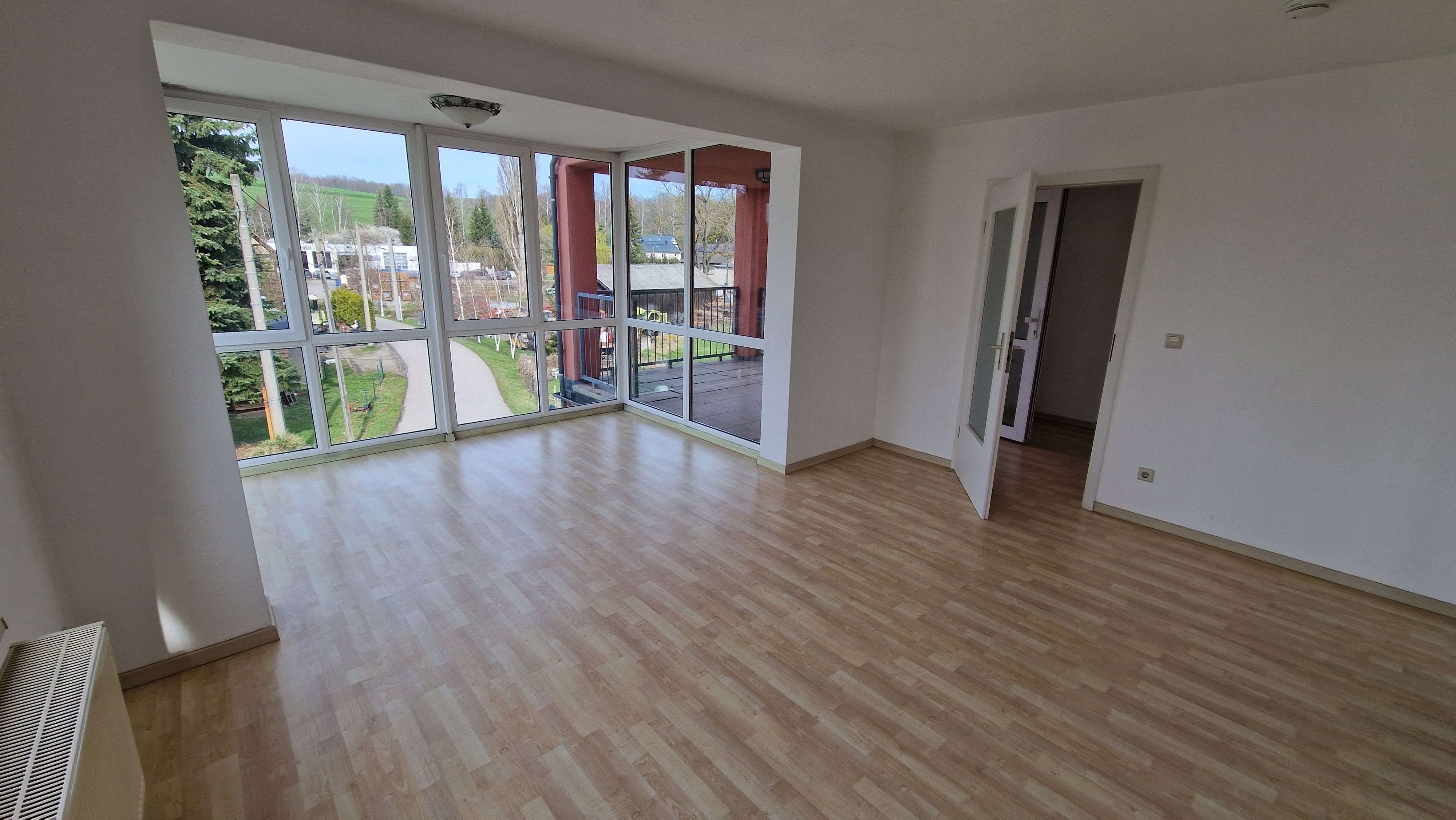 Thumbnail-Wohnung zum Kaufen in Remse OT Kertzsch 57.000,00 € 62.44 m²