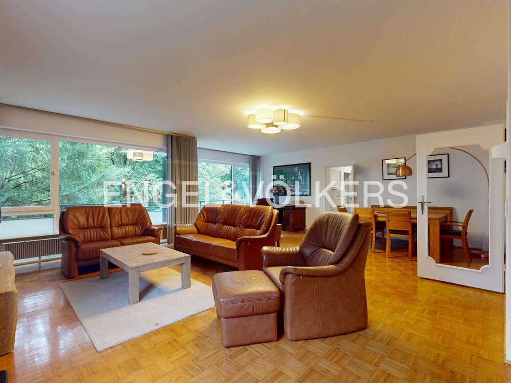 Thumbnail-Wohnung zum Kaufen in Krefeld 375.000,00 € 130 m²