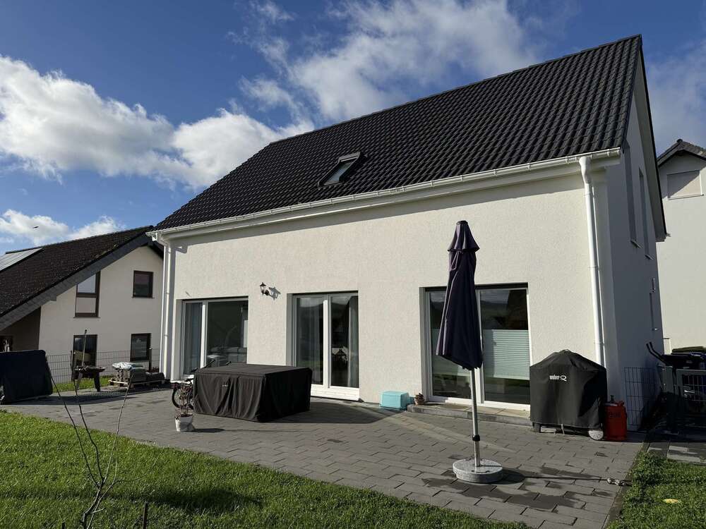 Thumbnail-Haus zum Kaufen in Oppertshausen (HunsrückSimmern) 450.000,00 € 137 m²