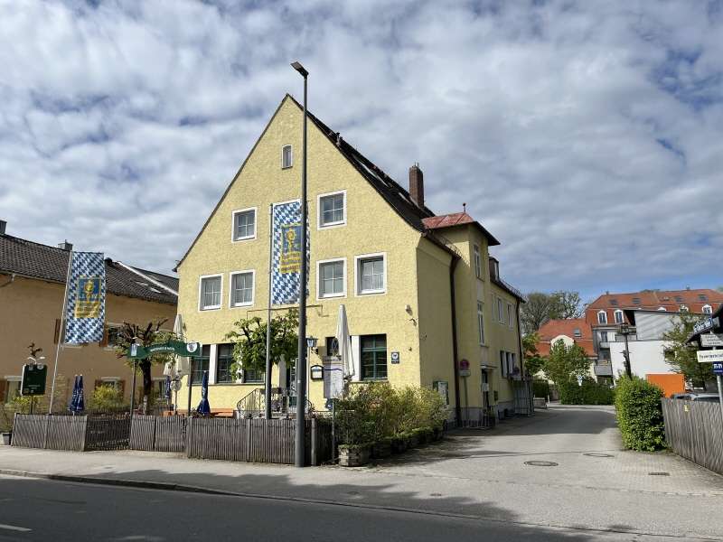 Thumbnail-Haus zum Kaufen in München 2.595.000,00 € 490 m²