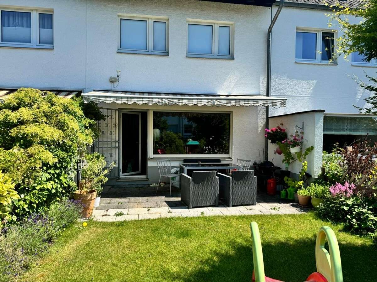 Thumbnail-Haus zum Mieten in Pulheim Brauweiler 1.700,00 € 120 m²