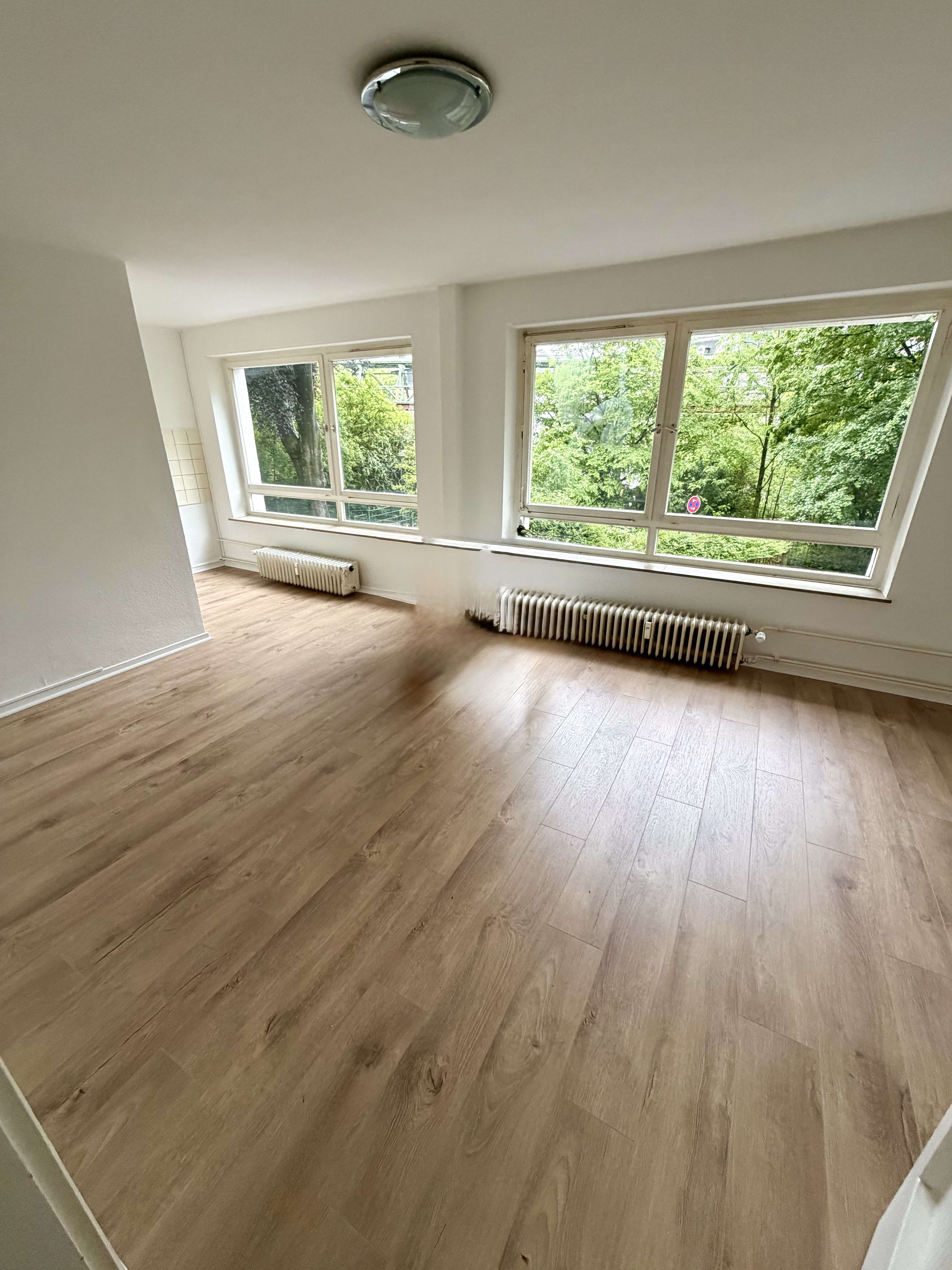 Thumbnail-Wohnung zum Mieten in Wuppertal 350,00 € 37 m²