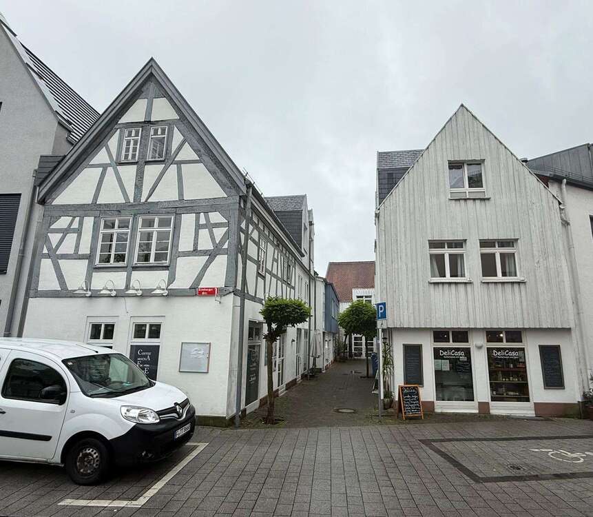 Thumbnail-Haus zum Kaufen in Kronberg im Taunus 1.599.000,00 € 317 m²