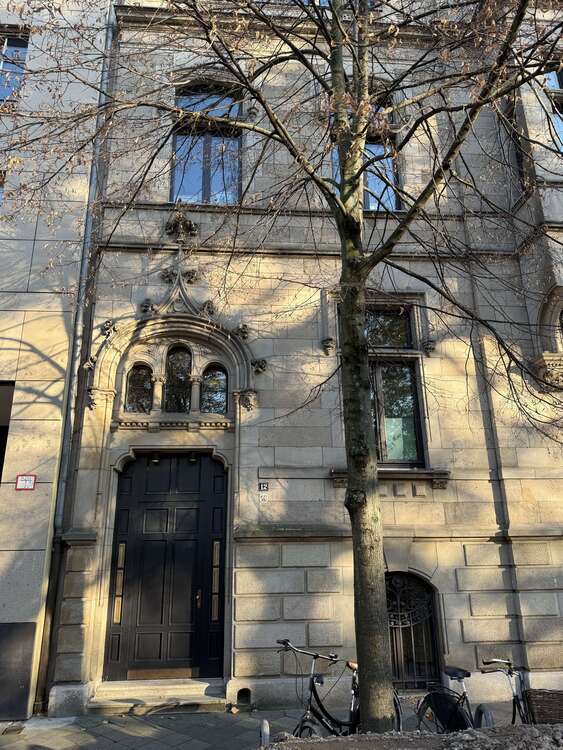 Thumbnail-Wohnung zum Kaufen in Düsseldorf 5.690.000,00 € 376 m²