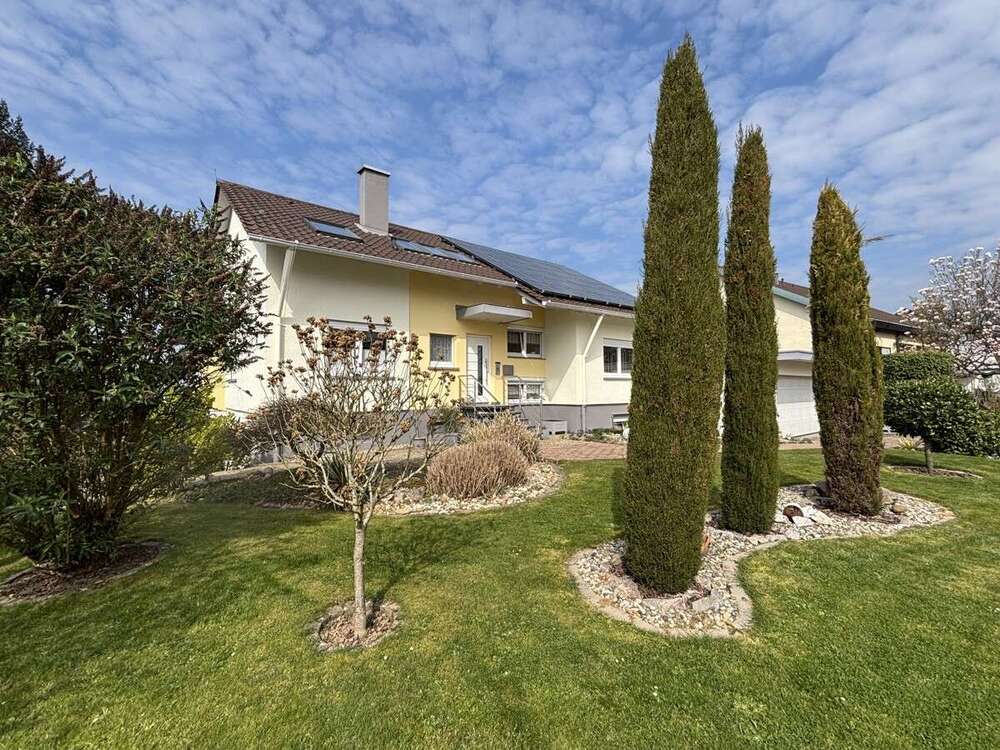 Thumbnail-Haus zum Kaufen in Baden-Baden Steinbach 695.000,00 € 202 m²