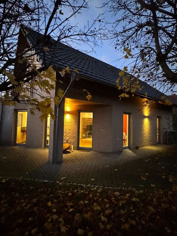 Thumbnail-Haus zum Kaufen in Wolfsburg Hattorf 495.000,00 € 160 m²