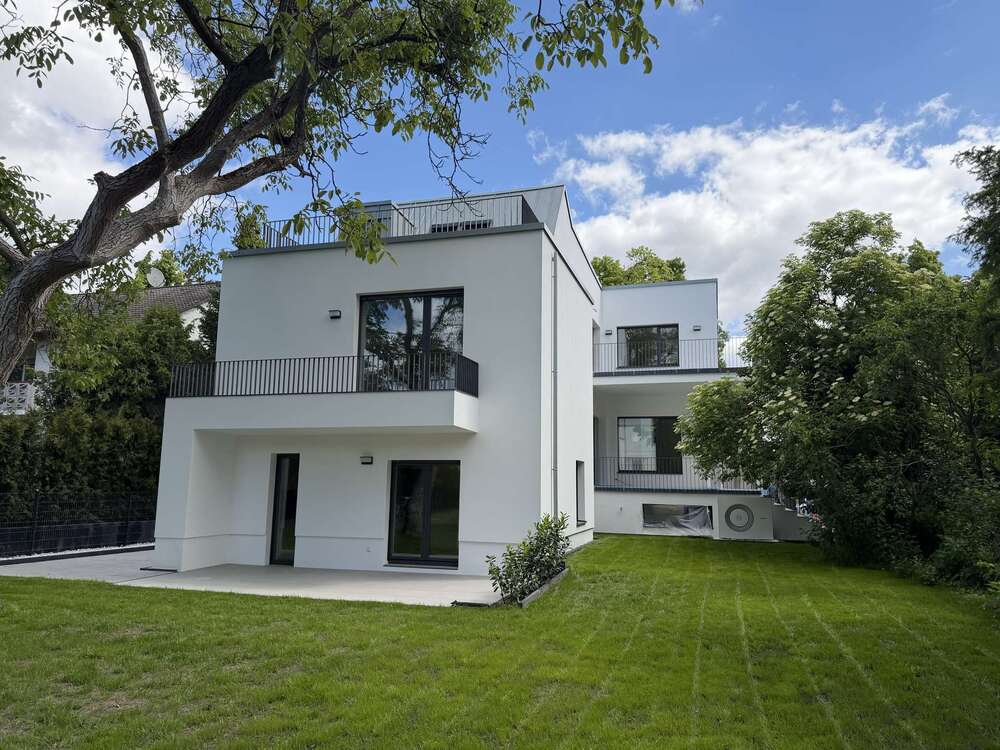 Thumbnail-Wohnung zum Mieten in Berlin 3.096,00 € 129 m²