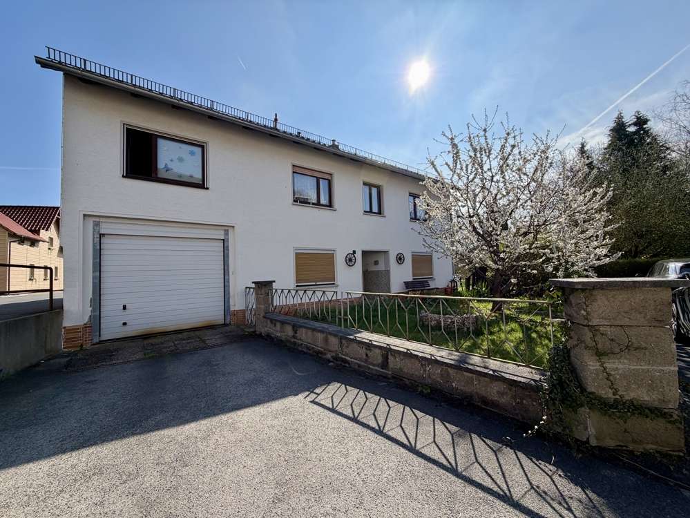 Thumbnail-Haus zum Kaufen in Neustadt bei Coburg 269.000,00 € 217 m²
