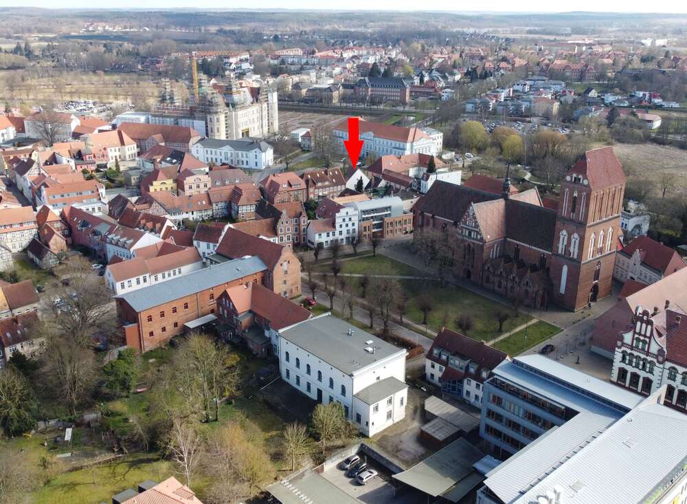 Thumbnail-Haus zum Kaufen in Güstrow 360.000,00 € 193 m²