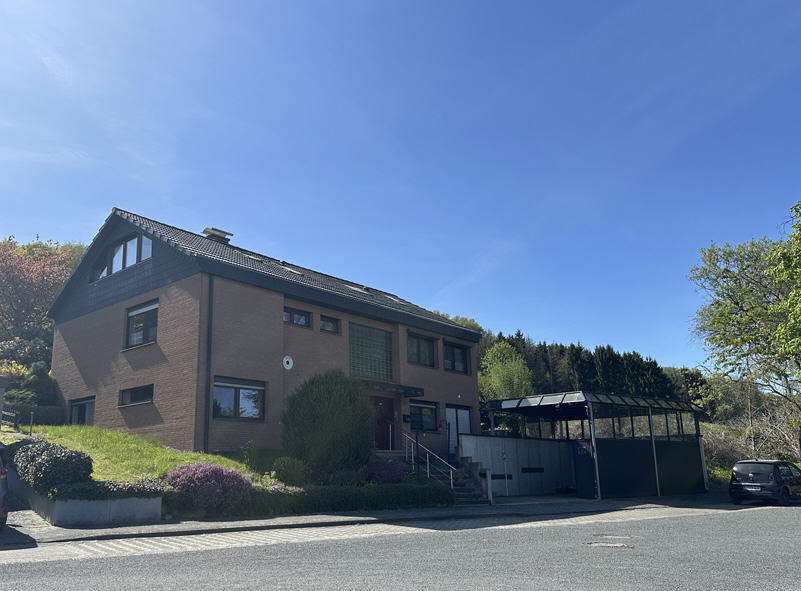 Thumbnail-Haus zum Kaufen in Einbeck-Greene 325.000,00 € 190 m²