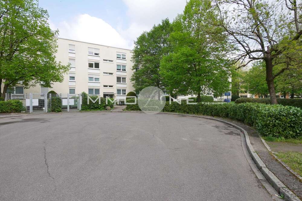 Thumbnail-Wohnung zum Kaufen in Freiburg im Breisgau 295.000,00 € 80.04 m²