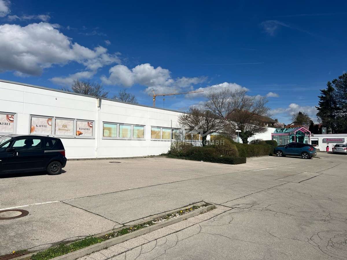 Thumbnail-Einzelhandel in Friedberg 9.900,00 € 620 m²