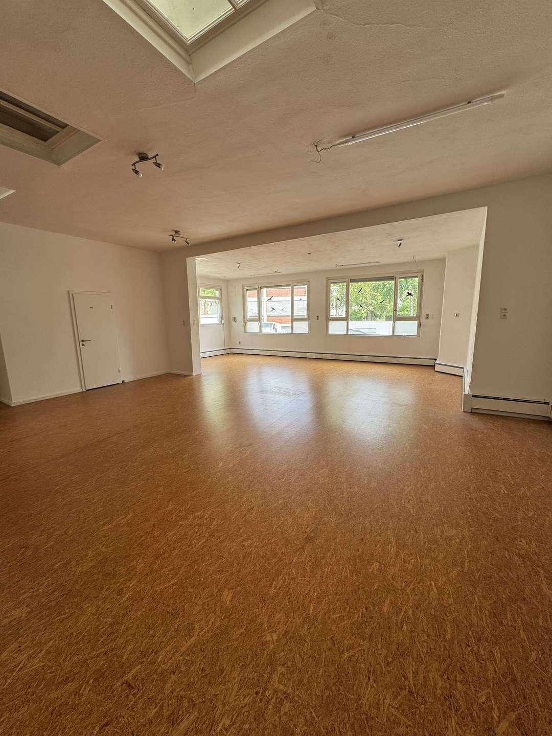 Thumbnail-Büro in rastatt 689,00 € 130 m²