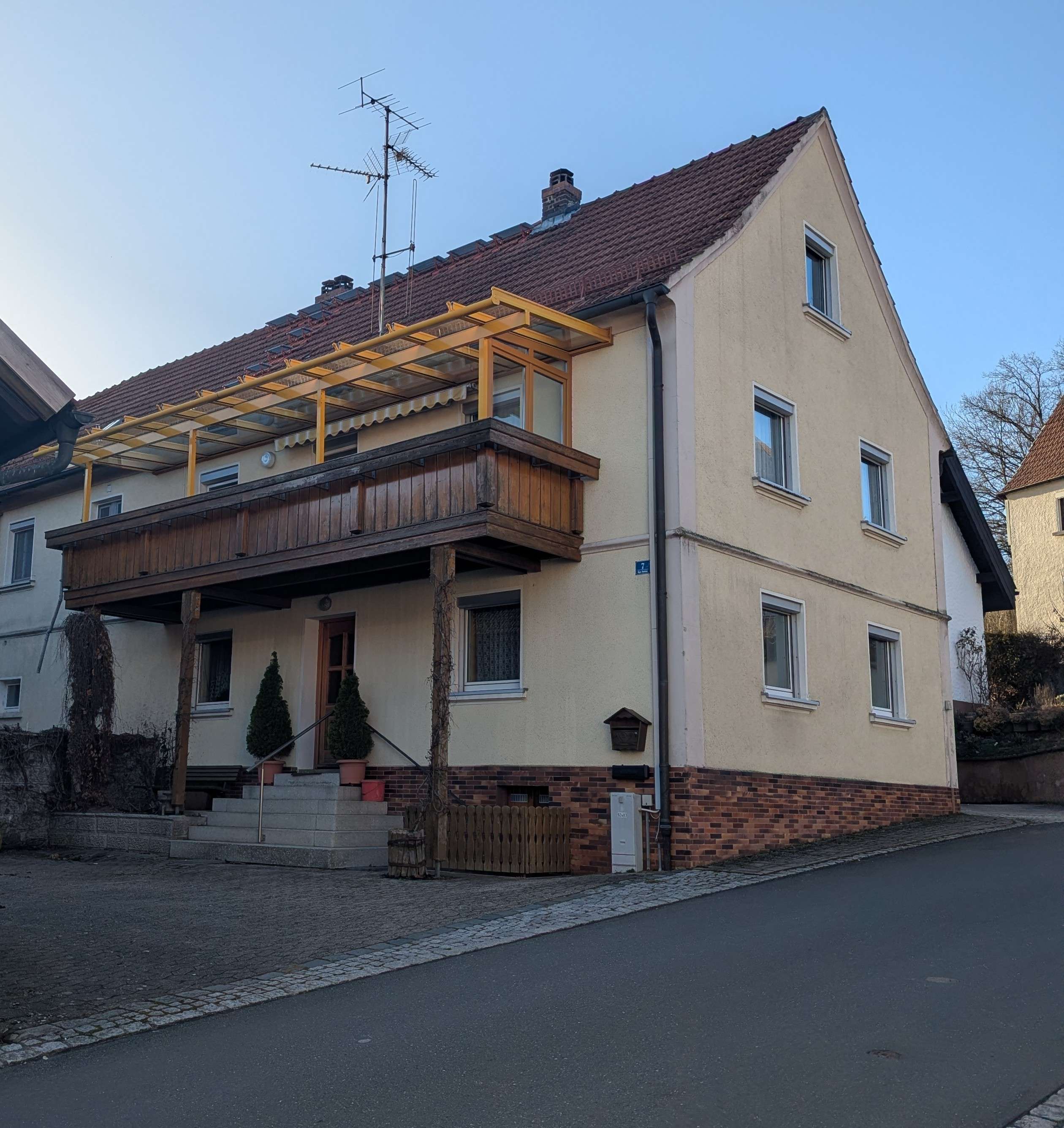 Thumbnail-Haus zum Kaufen in Ludwigschorgast 239.000,00 € 189 m²