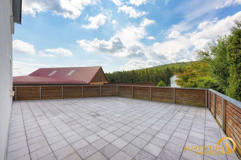 Thumbnail-Haus zum Kaufen in Schwandorf 649.000,00 € 311.39 m²