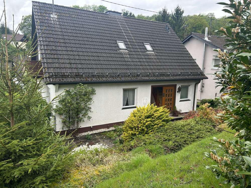 Thumbnail-Haus zum Kaufen in Gummersbach 290.000,00 € 147 m²
