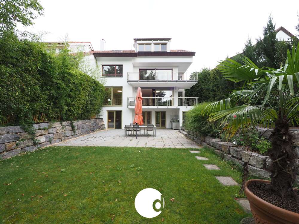 Thumbnail-Wohnung zum Kaufen in Stuttgart 1.300.000,00 € 204 m²