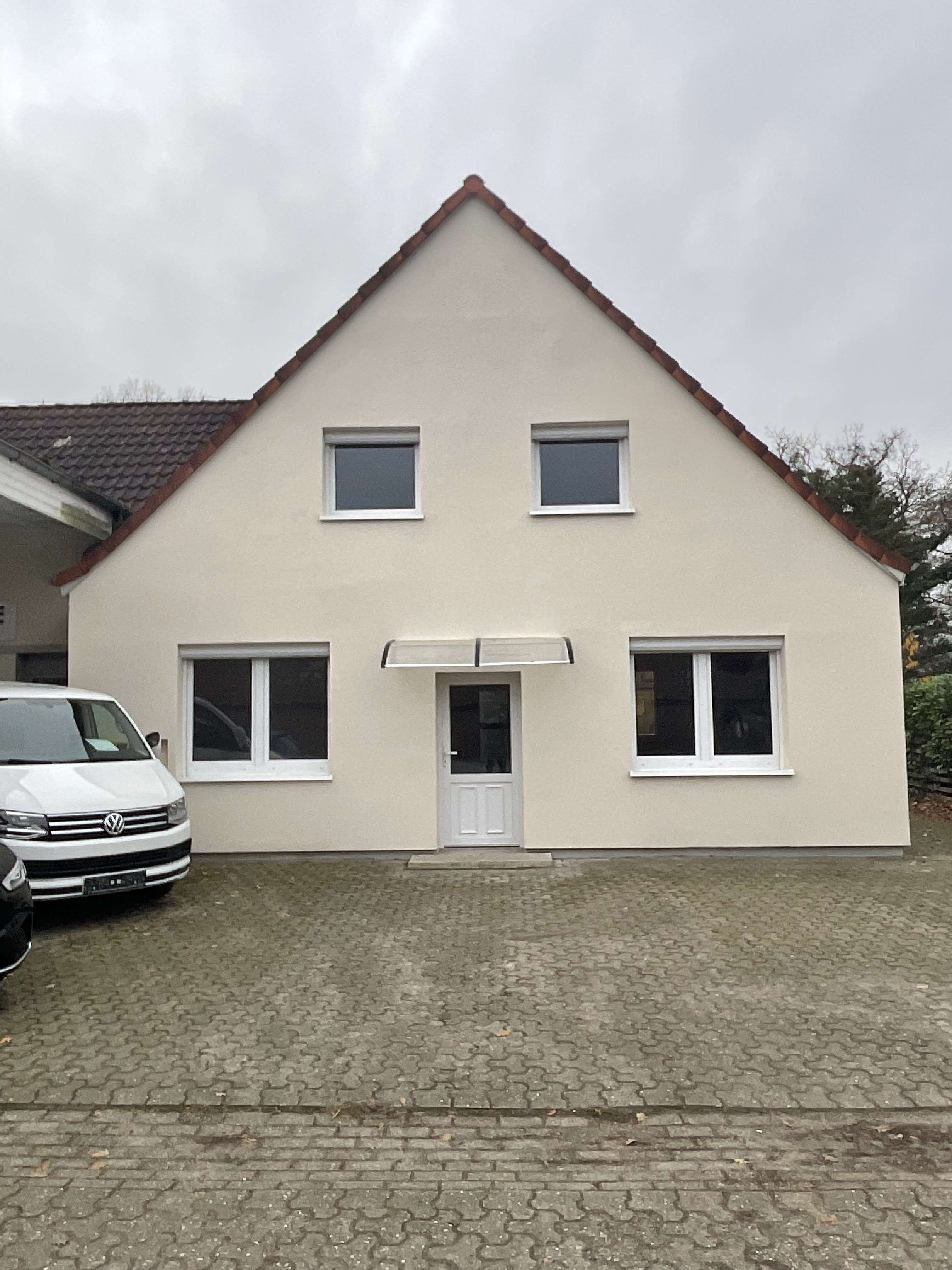 Thumbnail-Haus zum Mieten in Friedeburg Marx 750,00 € 125 m²