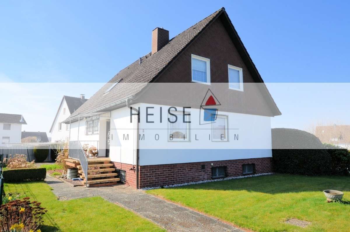 Thumbnail-Haus zum Kaufen in Höxter-Lüchtringen 155.000,00 € 160 m²